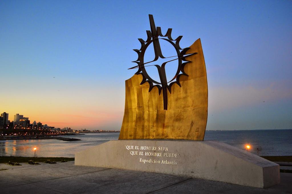 Radar Mirador Cabo Corrientes Mar del Plata Exterior foto